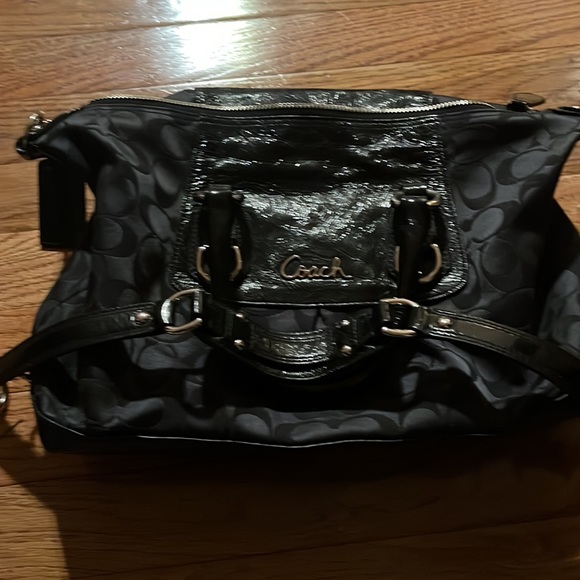 Coach convertible bag - Picture 2 of 3
